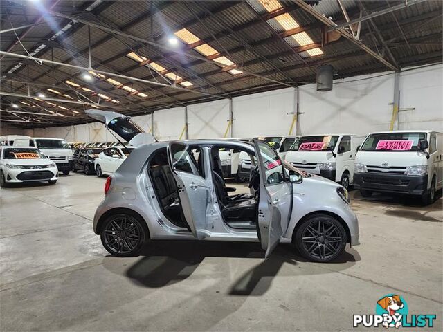 2018 smart forfour Brabus