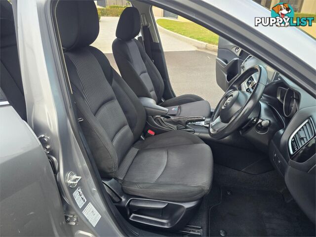 2014 Mazda 3 Maxx