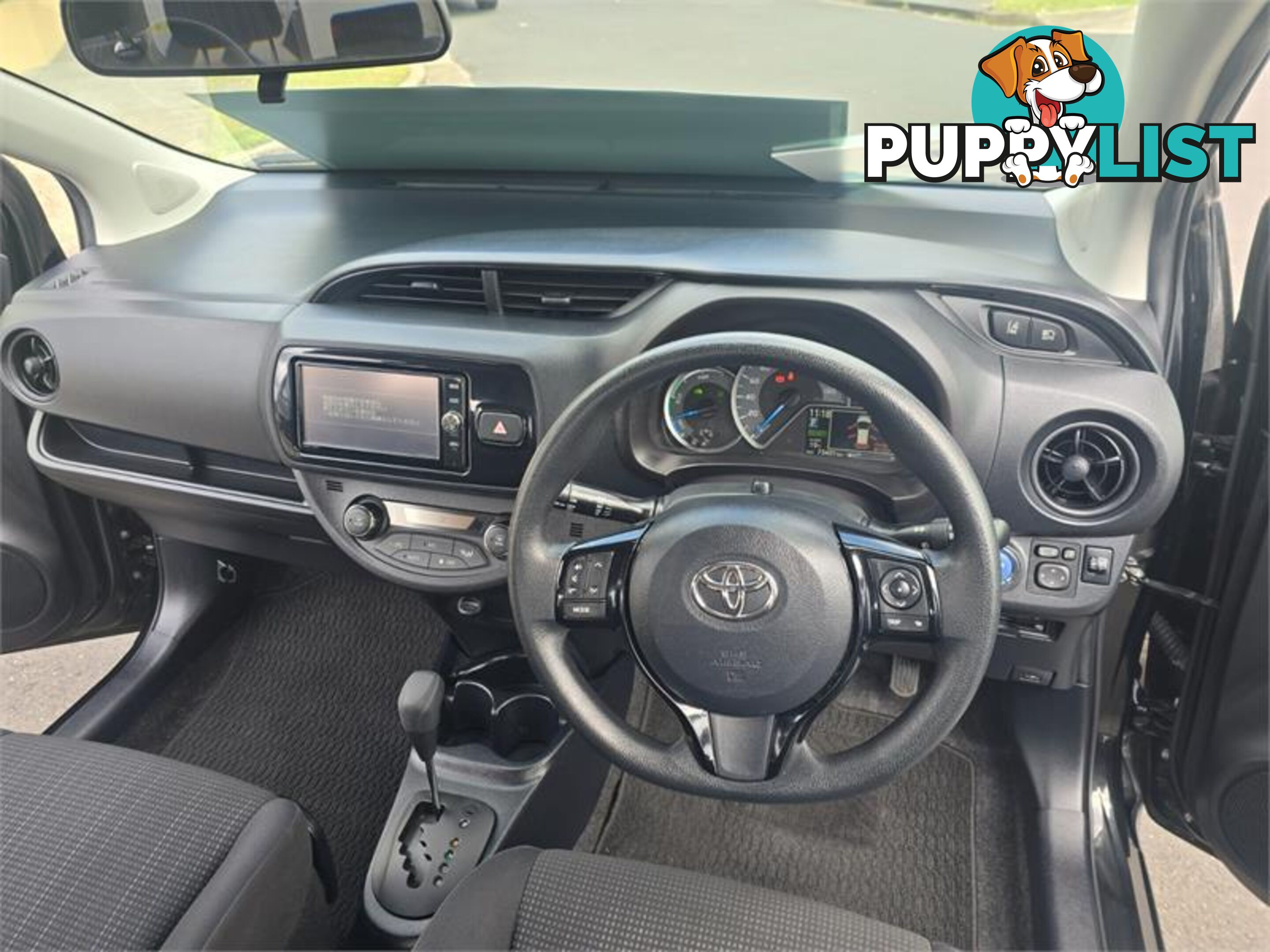2017 Toyota Vitz