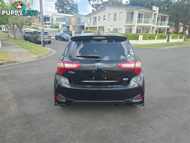 2017 Toyota Vitz