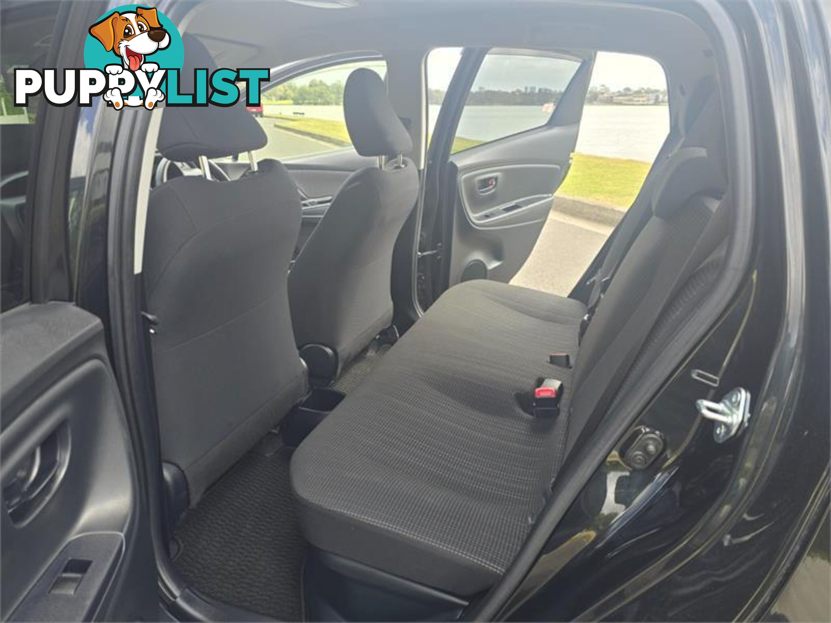 2017 Toyota Vitz