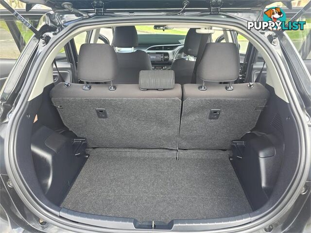 2017 Toyota Vitz