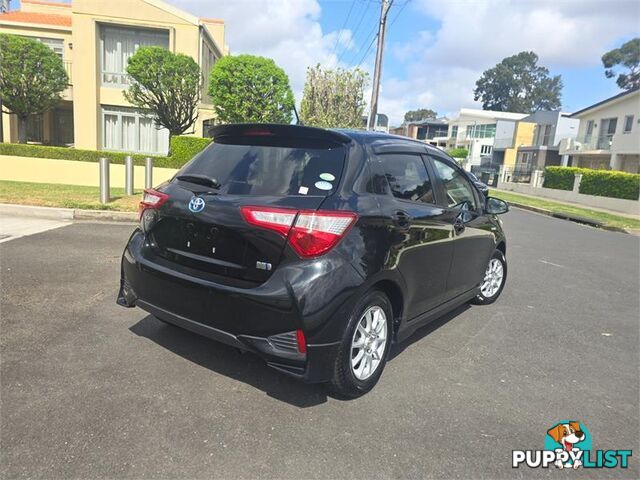 2017 Toyota Vitz