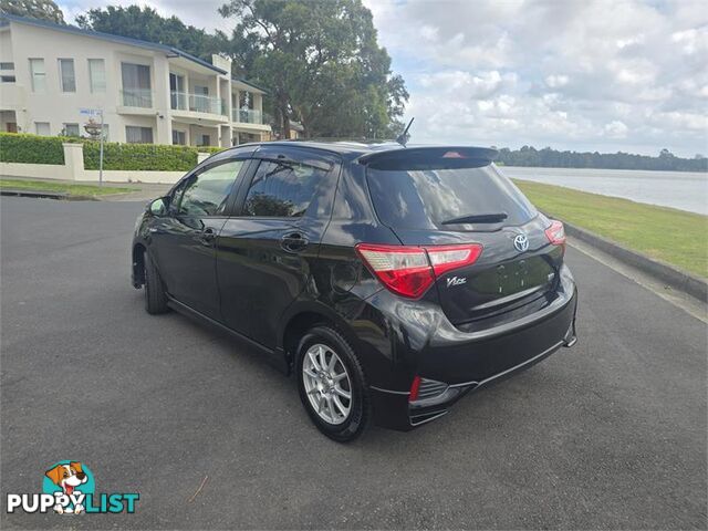 2017 Toyota Vitz