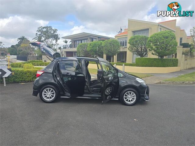 2017 Toyota Vitz