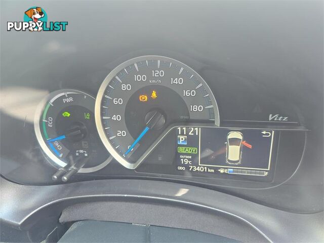 2017 Toyota Vitz