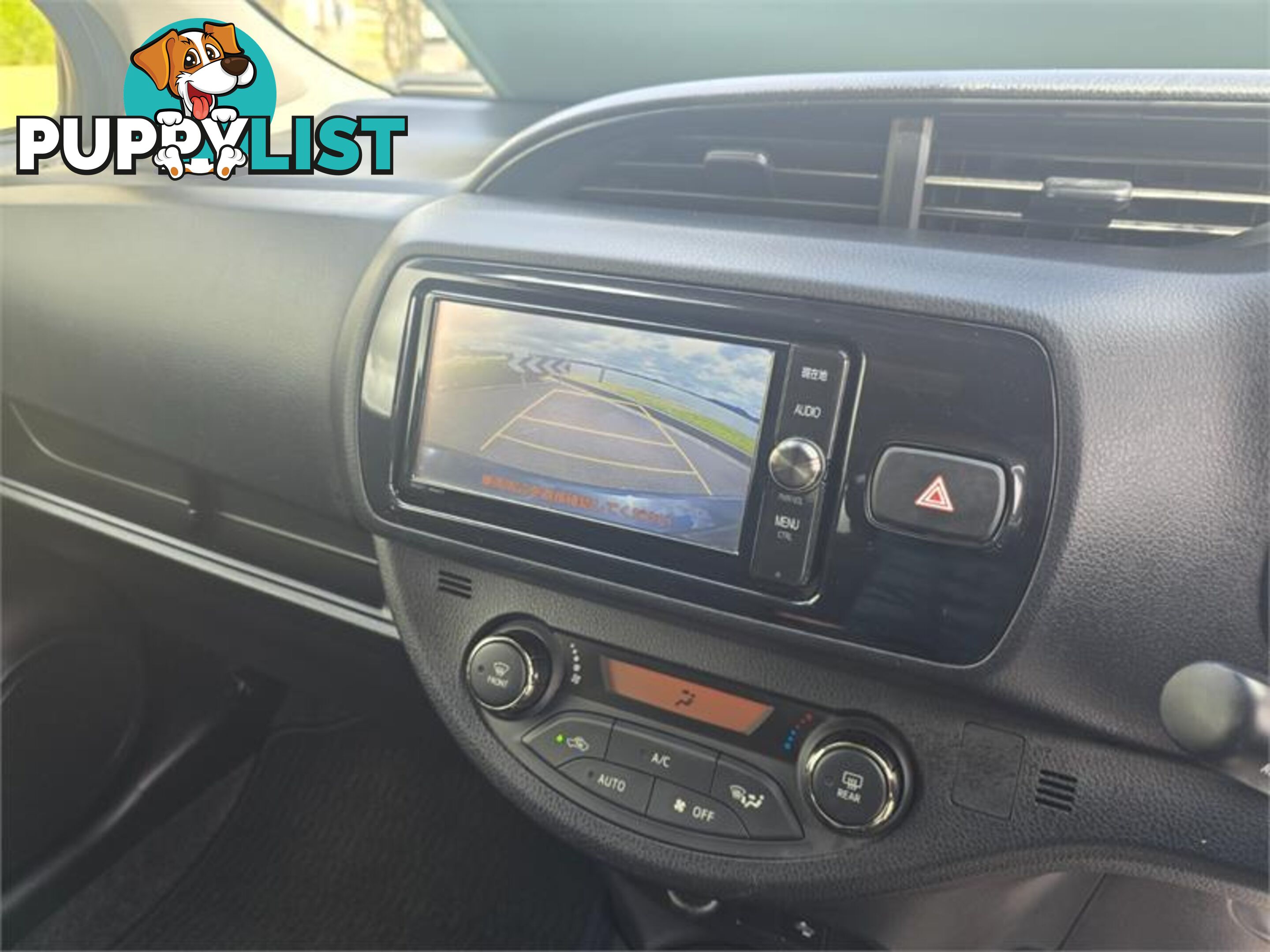2017 Toyota Vitz
