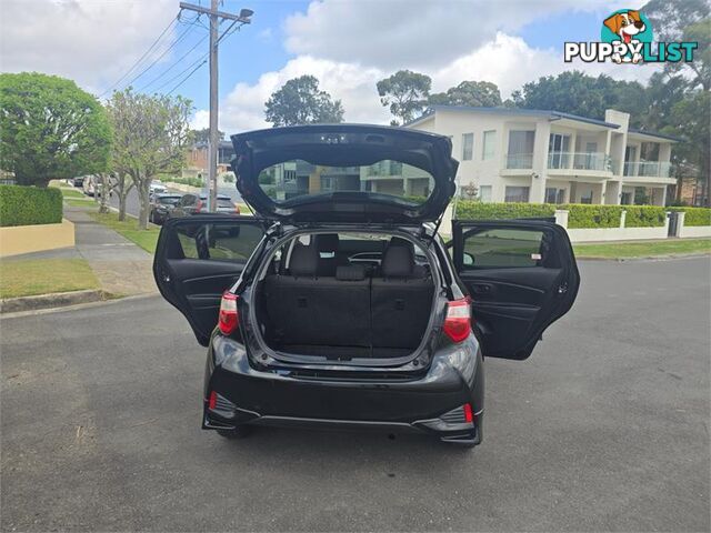 2017 Toyota Vitz