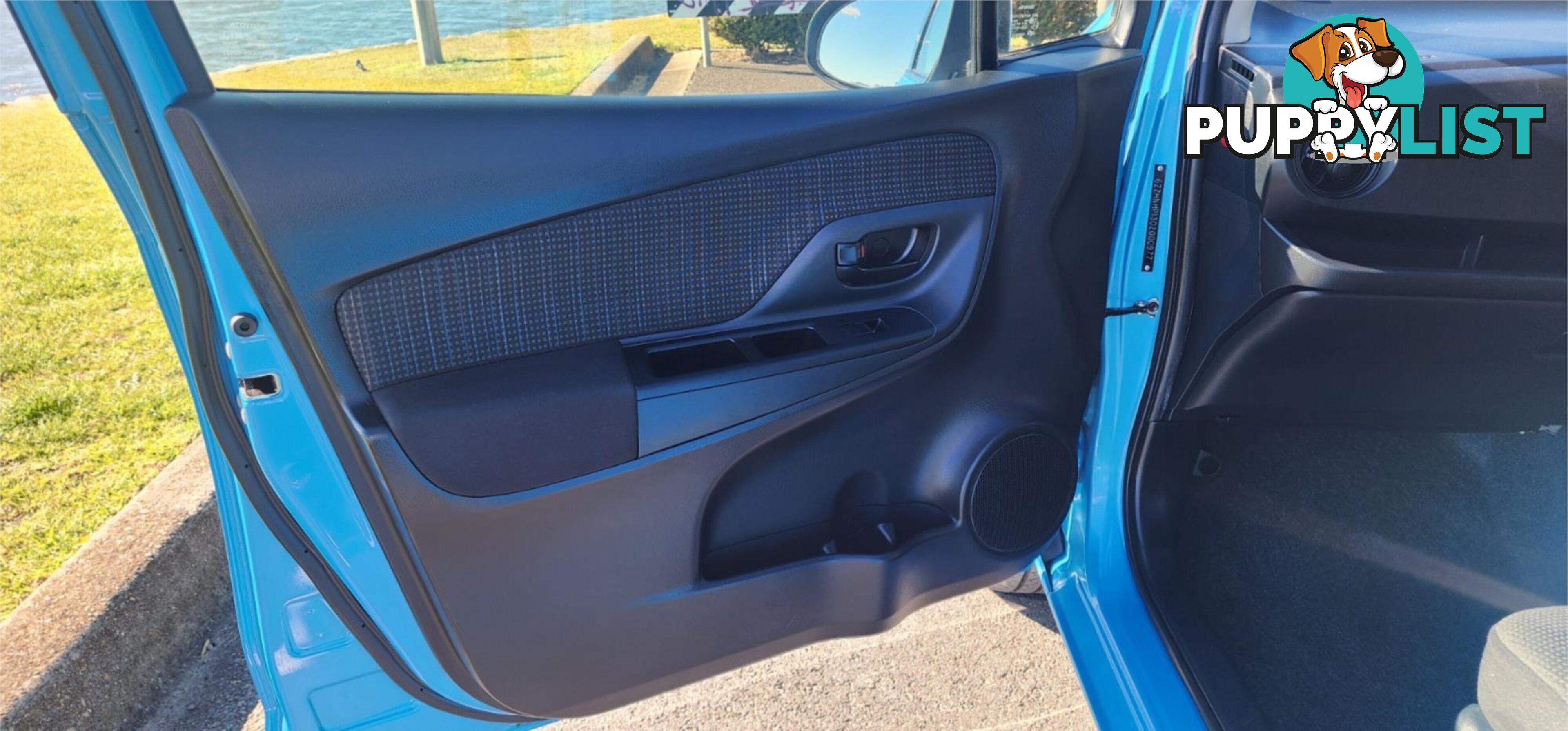 2017 Toyota Vitz