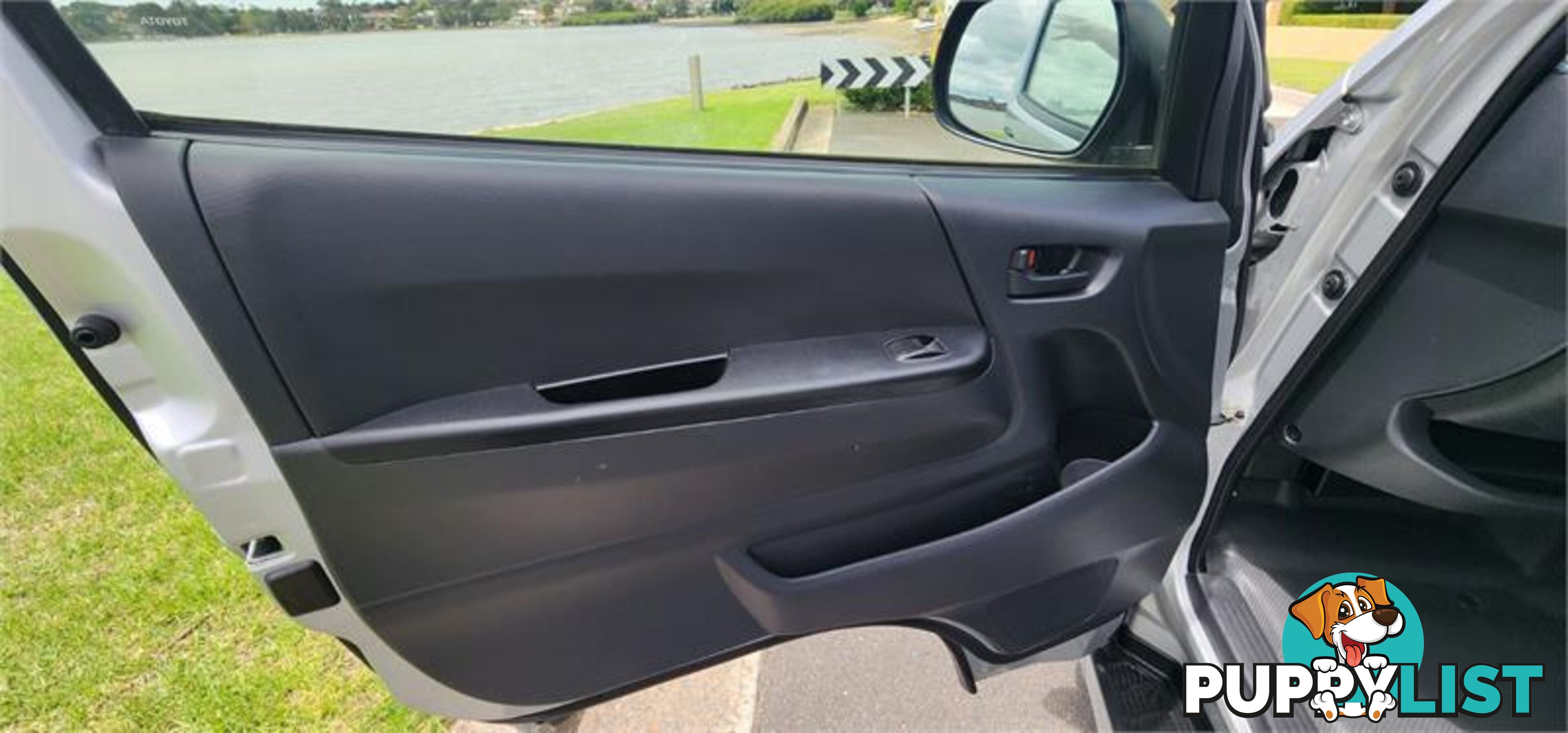 2015 Toyota Hiace