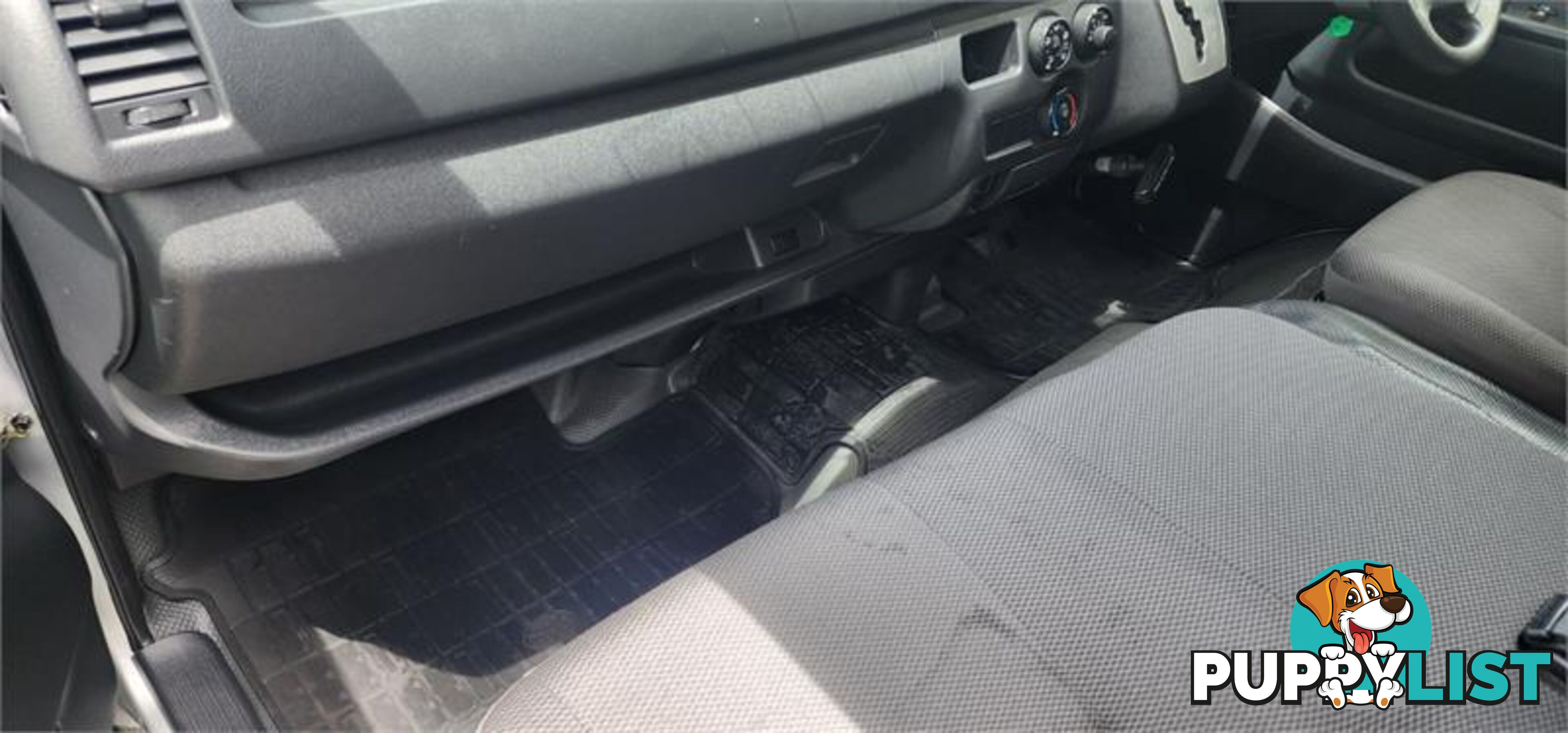 2015 Toyota Hiace