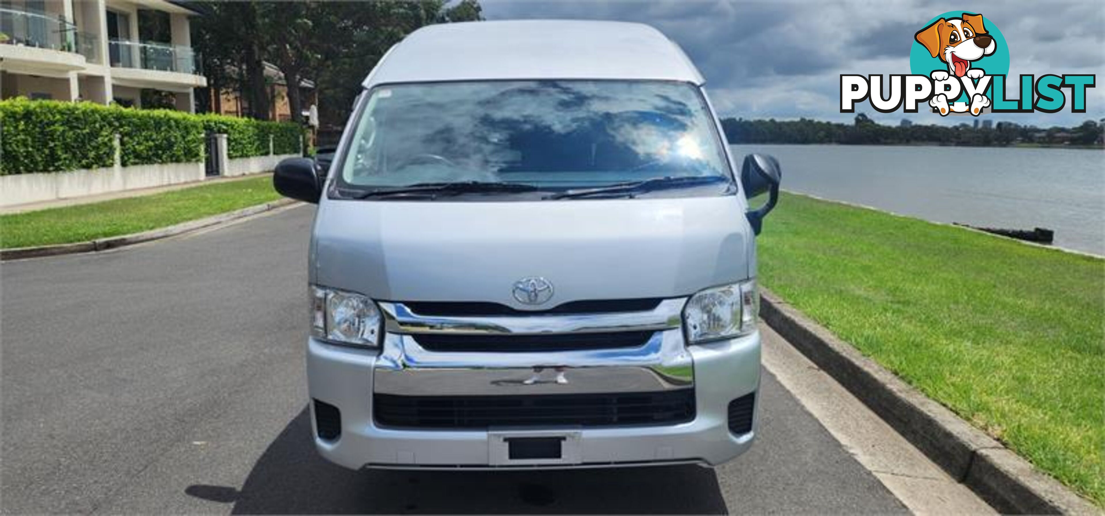 2015 Toyota Hiace