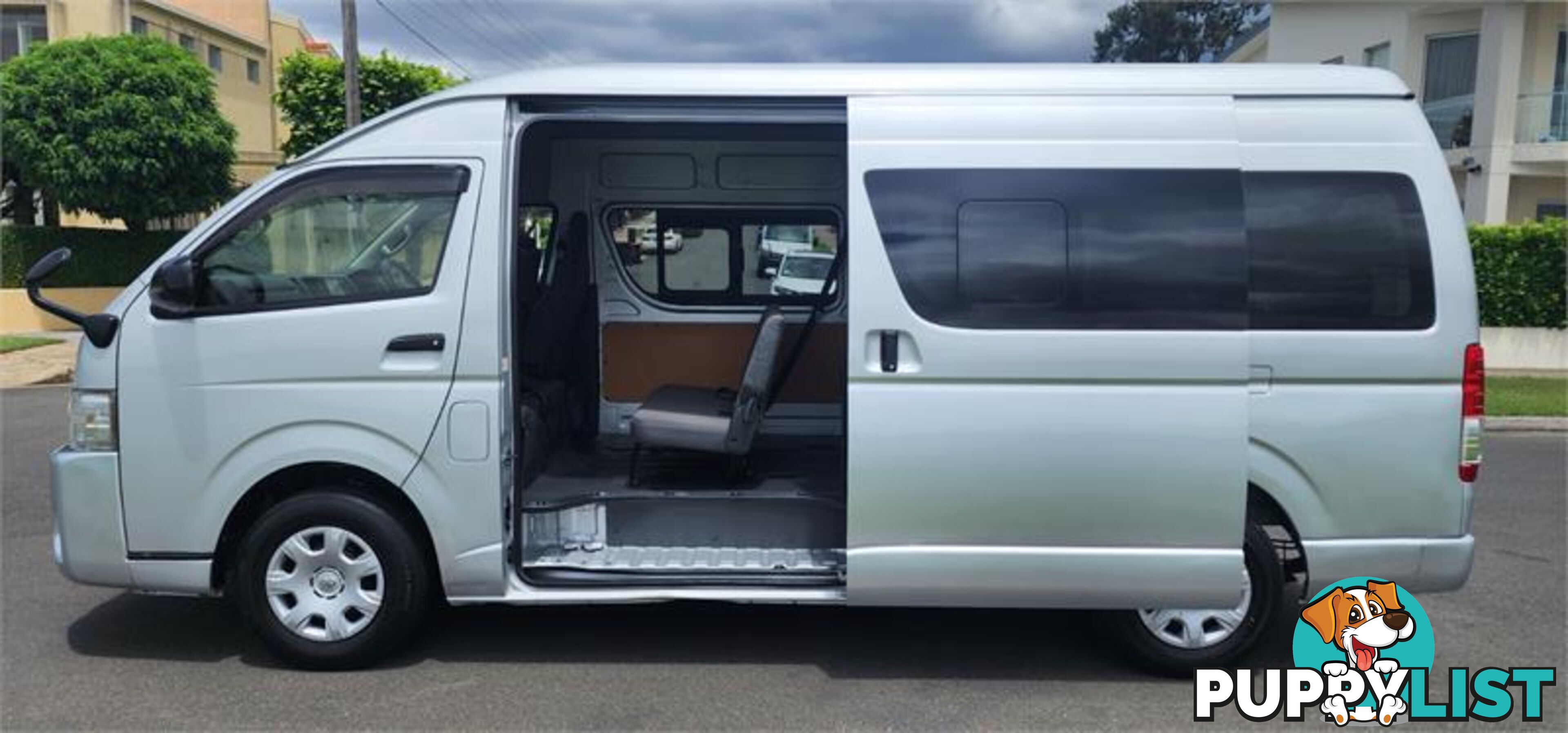 2015 Toyota Hiace