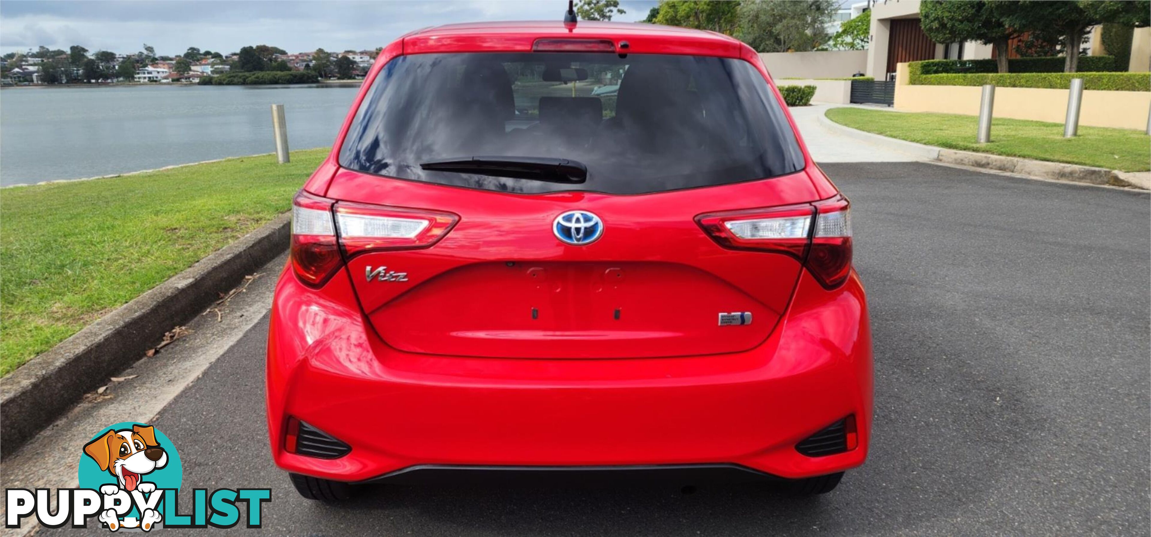 2017 Toyota Vitz