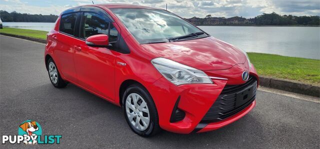 2017 Toyota Vitz