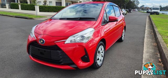 2017 Toyota Vitz
