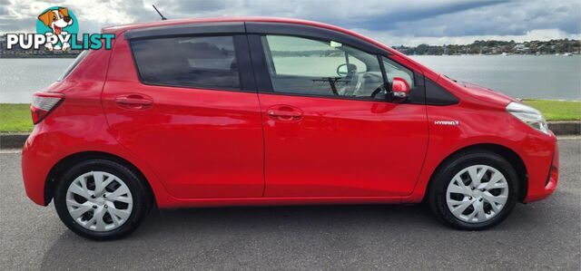 2017 Toyota Vitz