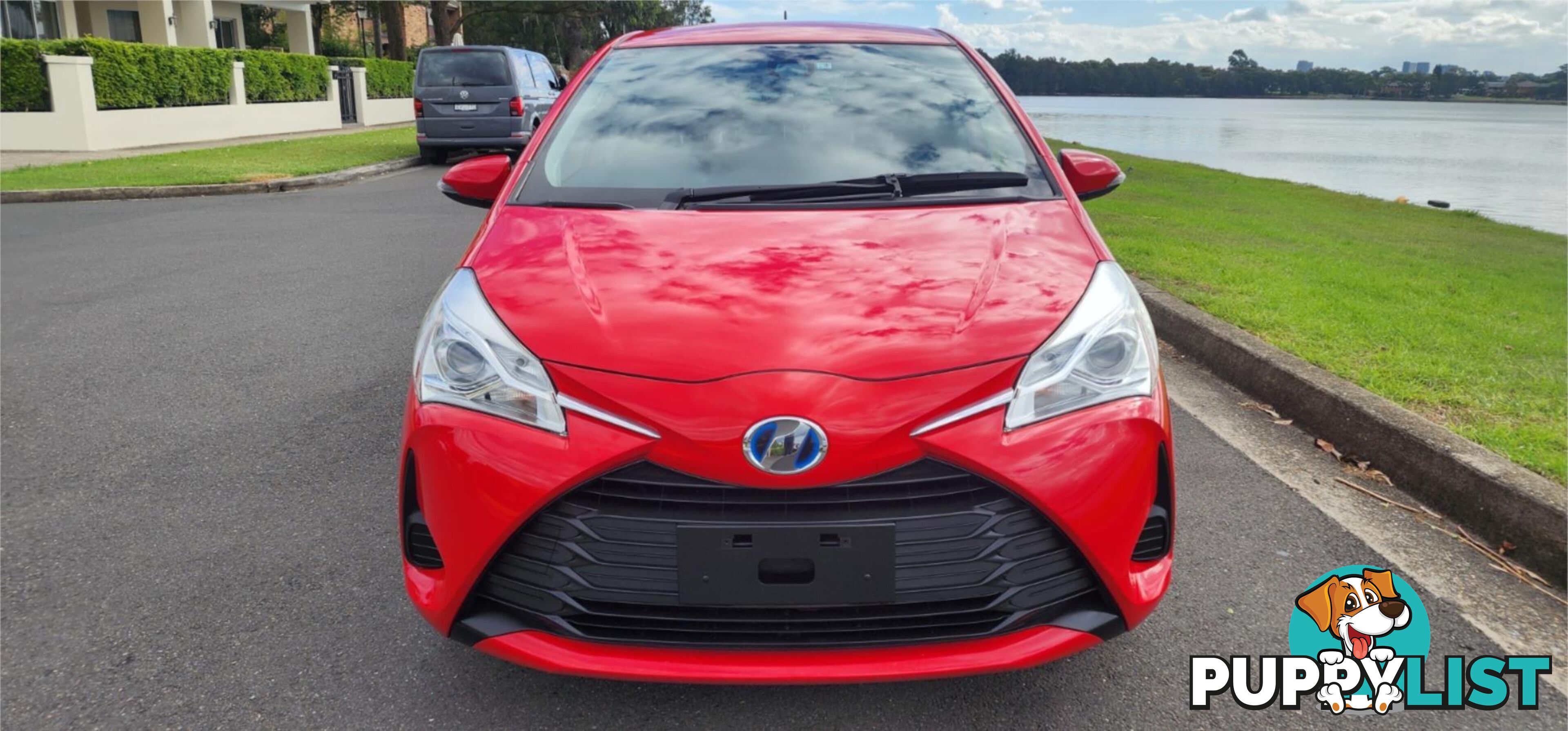 2017 Toyota Vitz