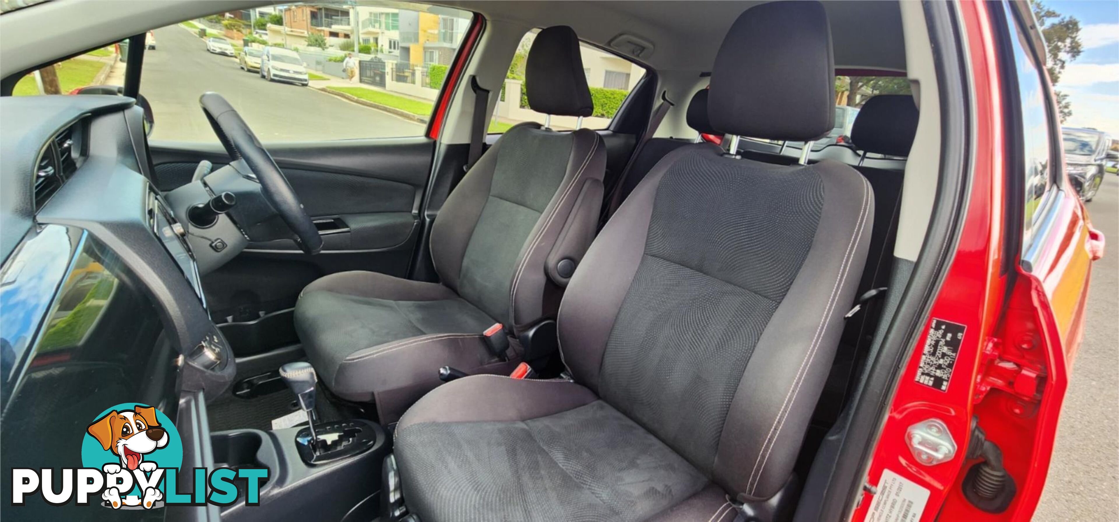 2017 Toyota Vitz