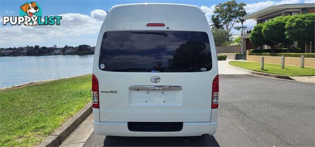 2015 Toyota Hiace
