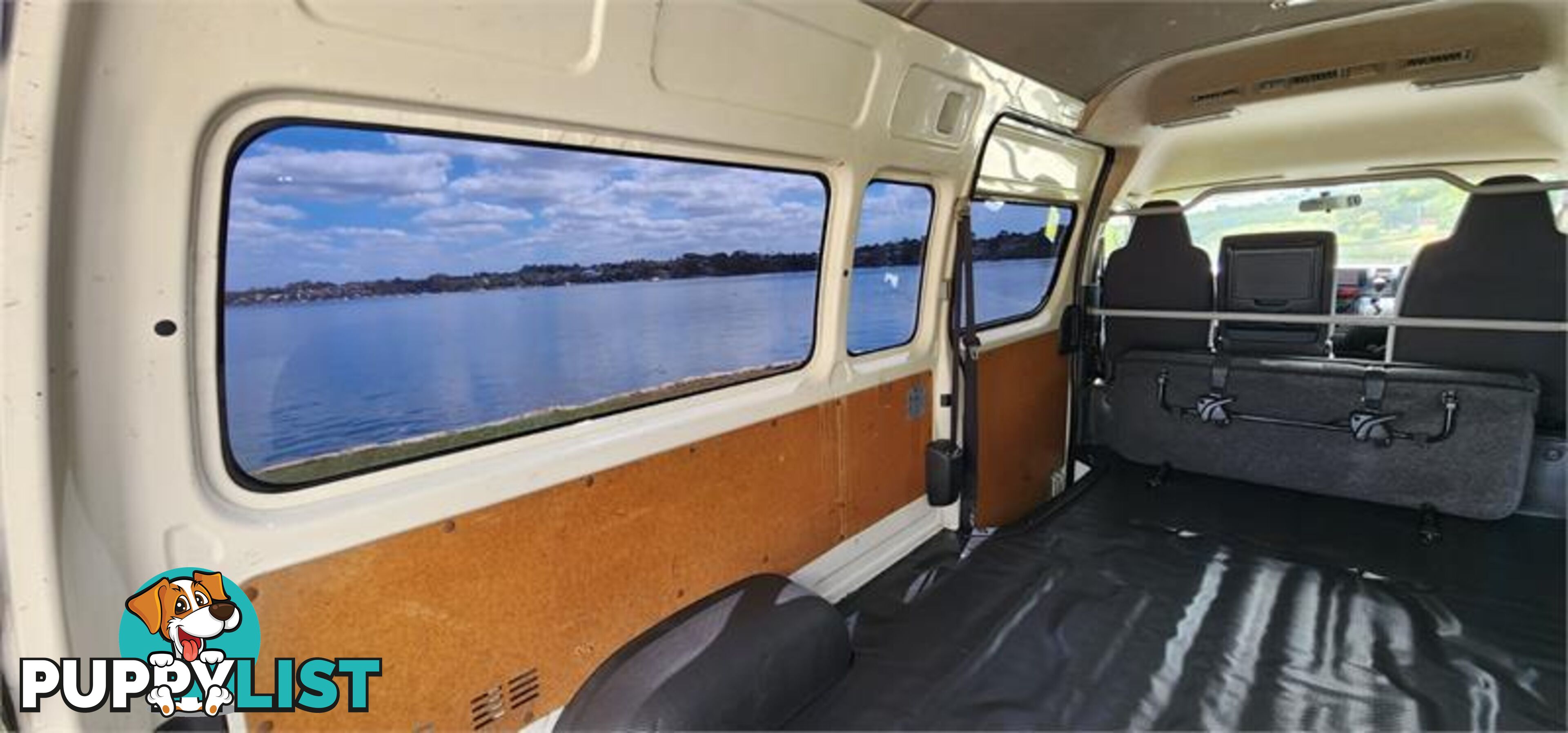 2015 Toyota Hiace