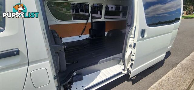 2015 Toyota Hiace