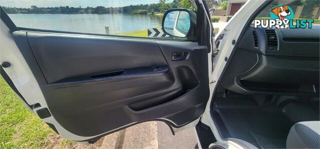 2015 Toyota Hiace