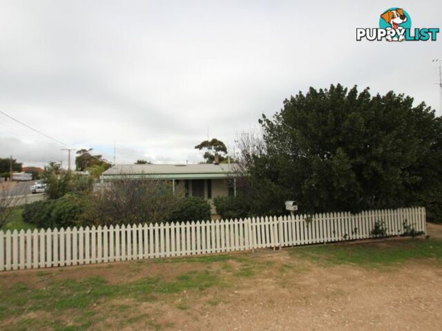 82 Coast Road MOONTA BAY SA 5558