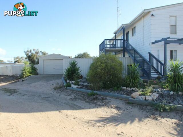 12 North Terrace MOONTA BAY SA 5558