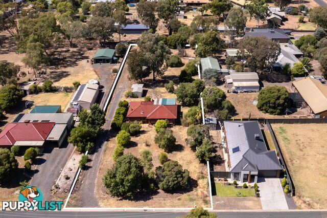 11 Tecoma Court Huntly VIC 3551