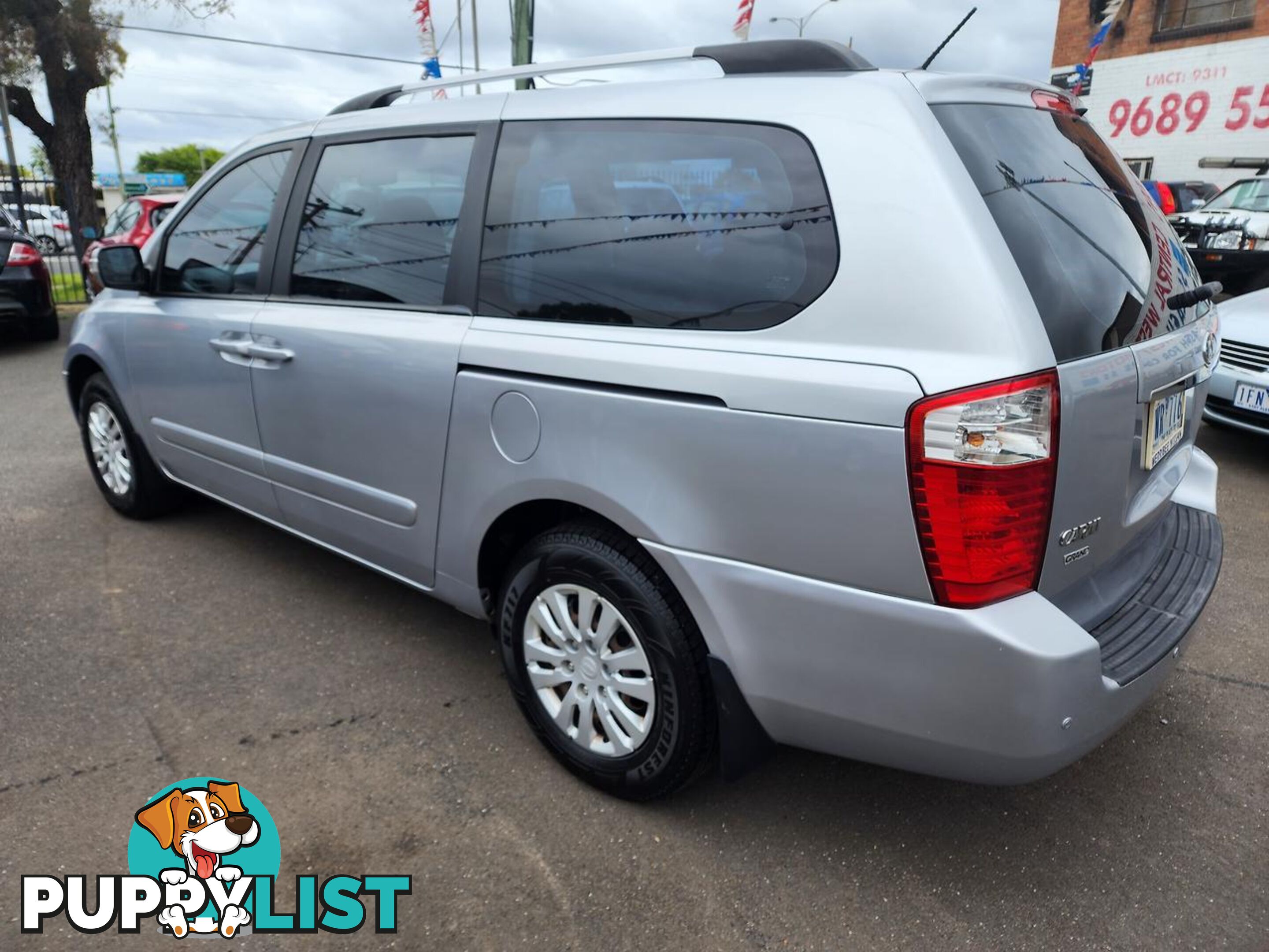 2010 KIA GRAND CARNIVAL Si VQ WAGON