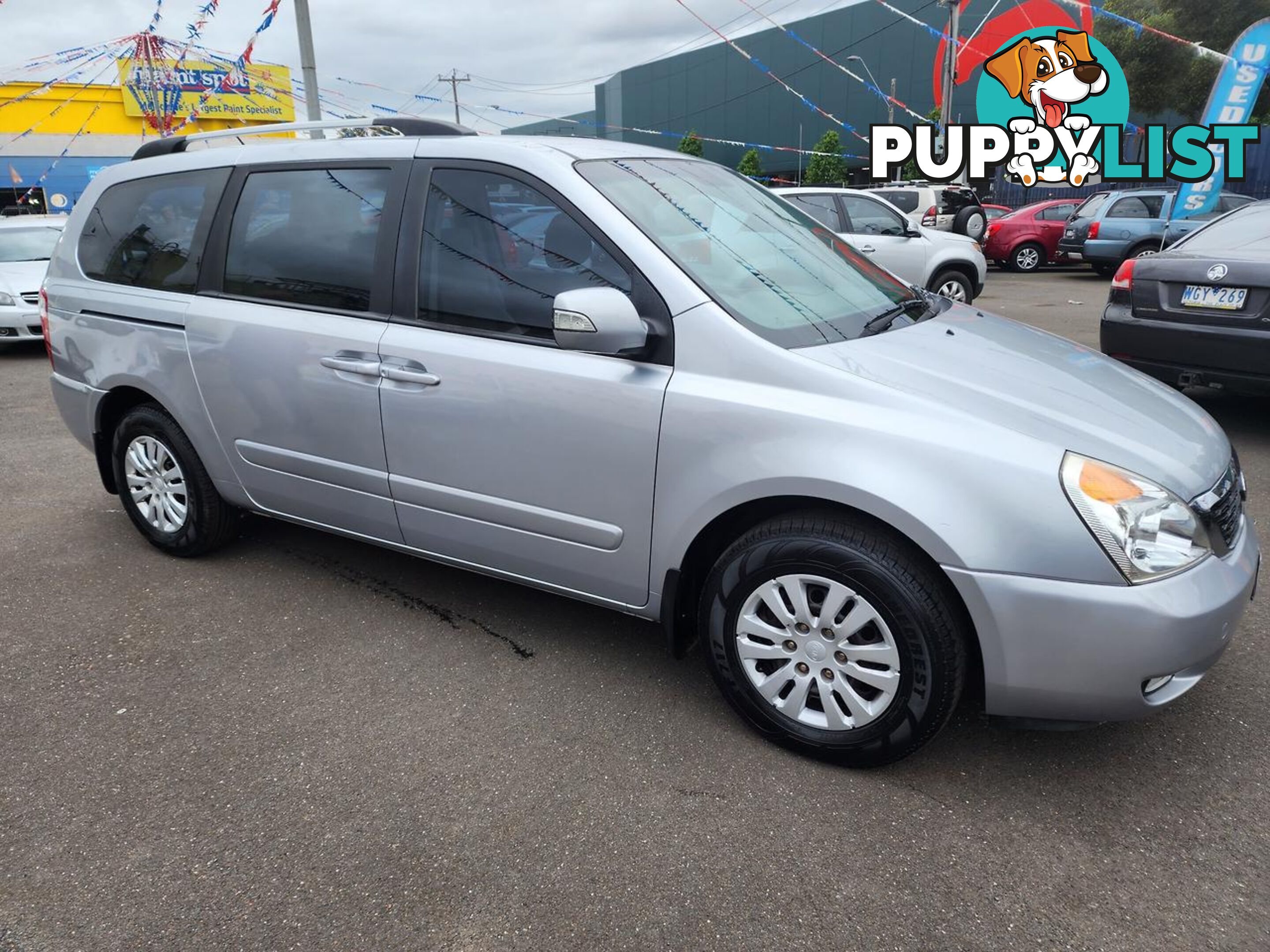 2010 KIA GRAND CARNIVAL Si VQ WAGON