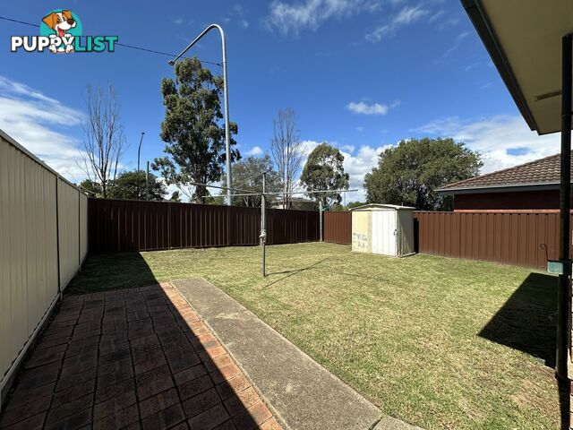 8 Missouri Street KEARNS NSW 2558