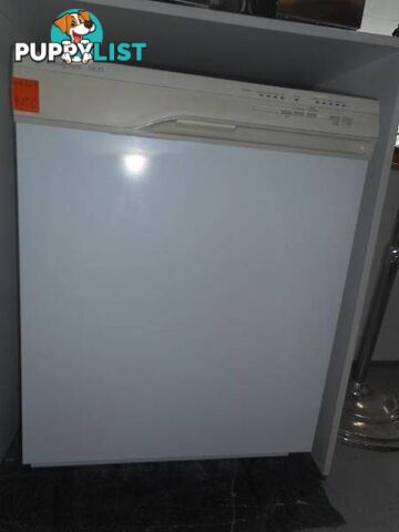 (MDW 023) Second Hand Dishwasher WESTINGHOUSE 905 White