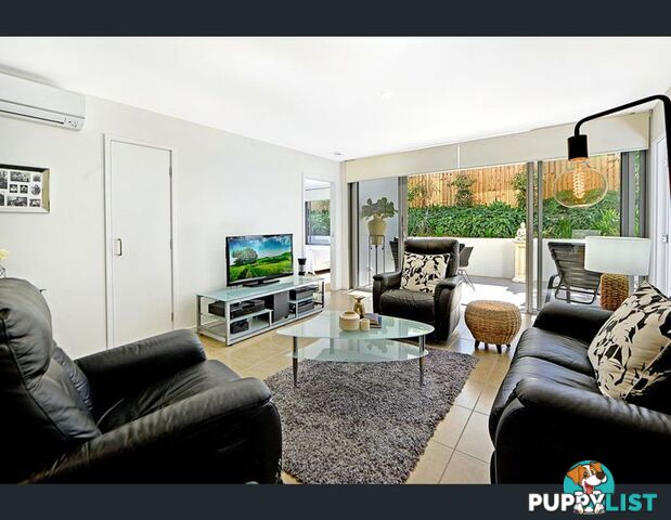 1-7 WATERFORD COURT "WATERFORD APARTMENTS" BUNDALL QLD 4217