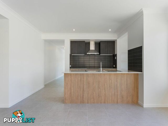 33 Treadwell Road WHITE ROCK QLD 4306