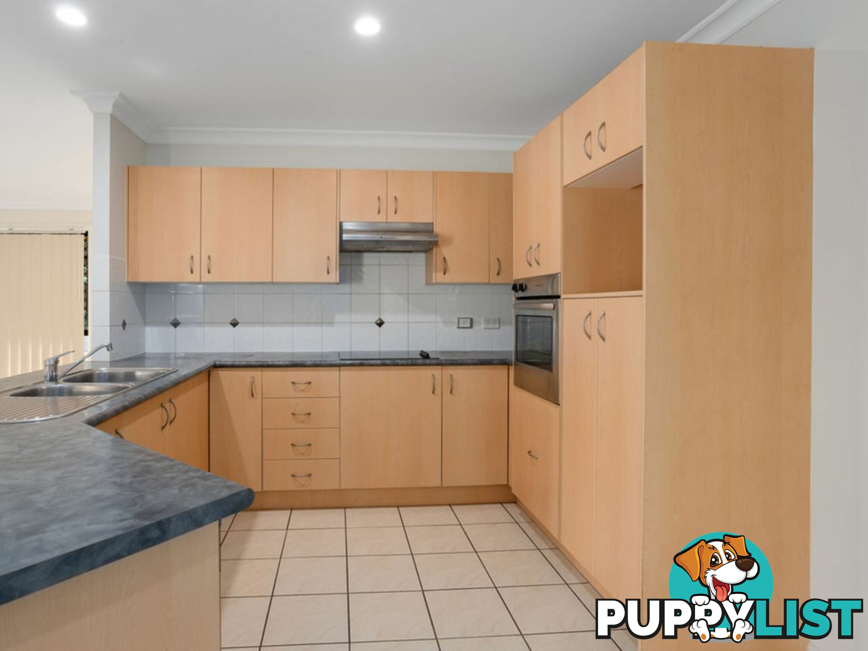 31 Eden Crescent SPRINGFIELD LAKES QLD 4300