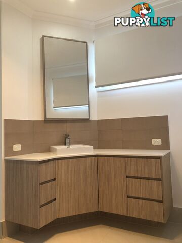 16 Sunset Place SPRINGFIELD LAKES QLD 4300