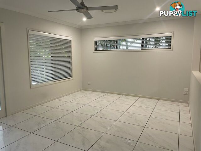 196 Grande Avenue SPRINGFIELD LAKES QLD 4300