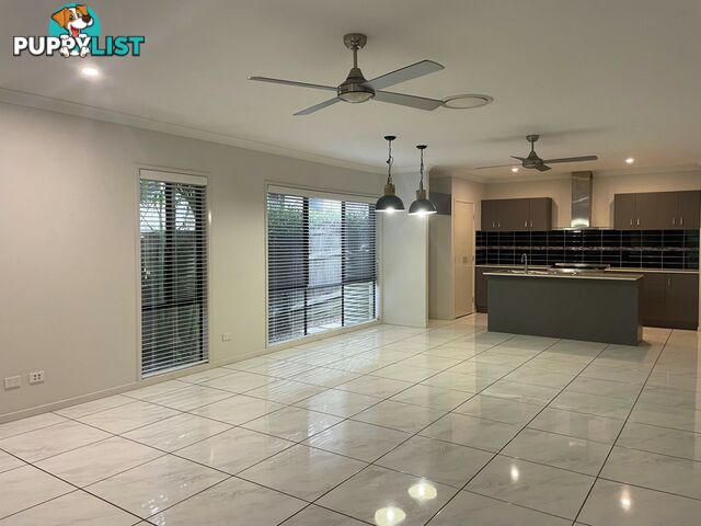 196 Grande Avenue SPRINGFIELD LAKES QLD 4300