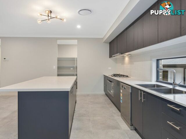 118 Tuscan Circuit GREENBANK QLD 4124
