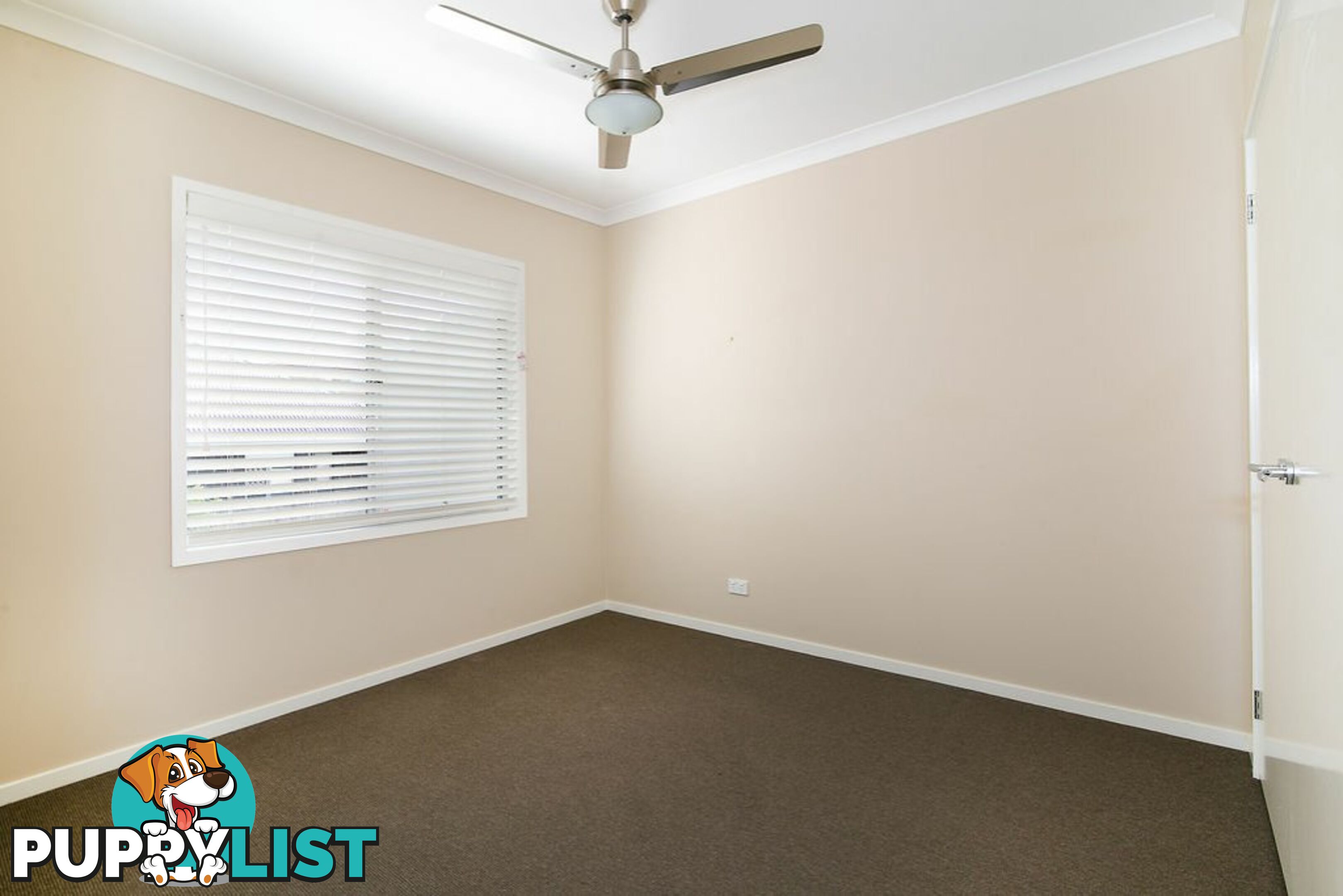 4 McKivat Drive SPRINGFIELD LAKES QLD 4300