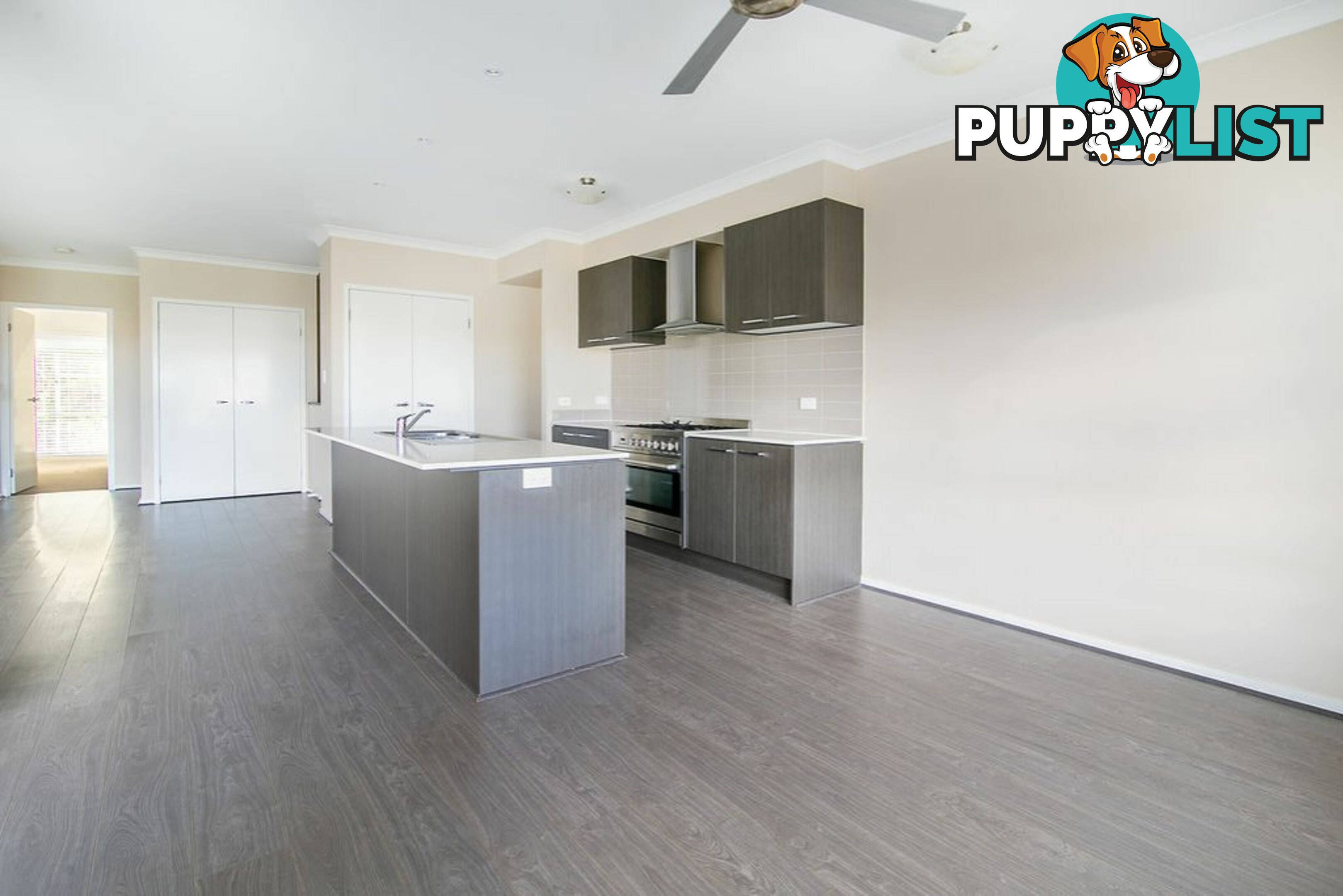 4 McKivat Drive SPRINGFIELD LAKES QLD 4300