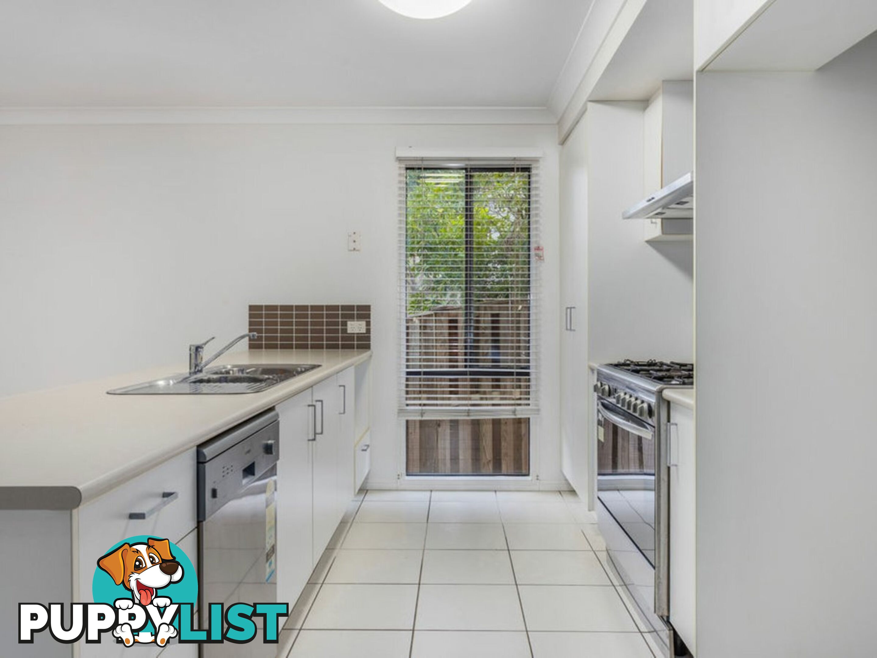 90 Grande Avenue SPRINGFIELD LAKES QLD 4300