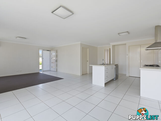 39 Jeff Collins Circuit BELLBIRD PARK QLD 4300