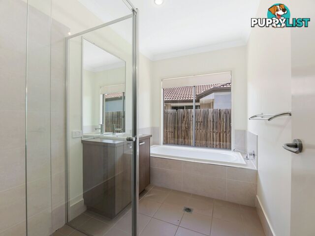 36 Jeff Collins Circuit BELLBIRD PARK QLD 4300