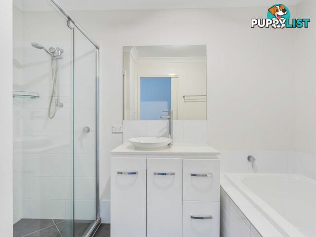 7 Bluebell Place BROOKWATER QLD 4300