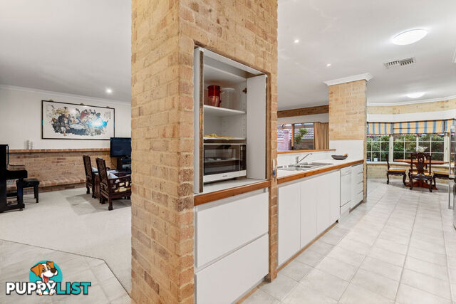 54 Tweeddale Road Applecross WA 6153