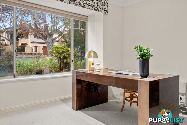 54 Tweeddale Road Applecross WA 6153
