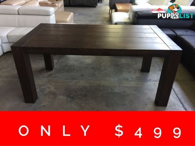 BOLT DINING TABLE